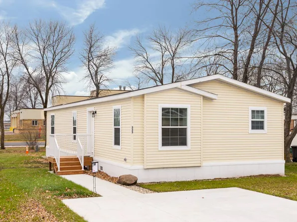 333 Kingsway Dr #333, Mankato, MN 56003