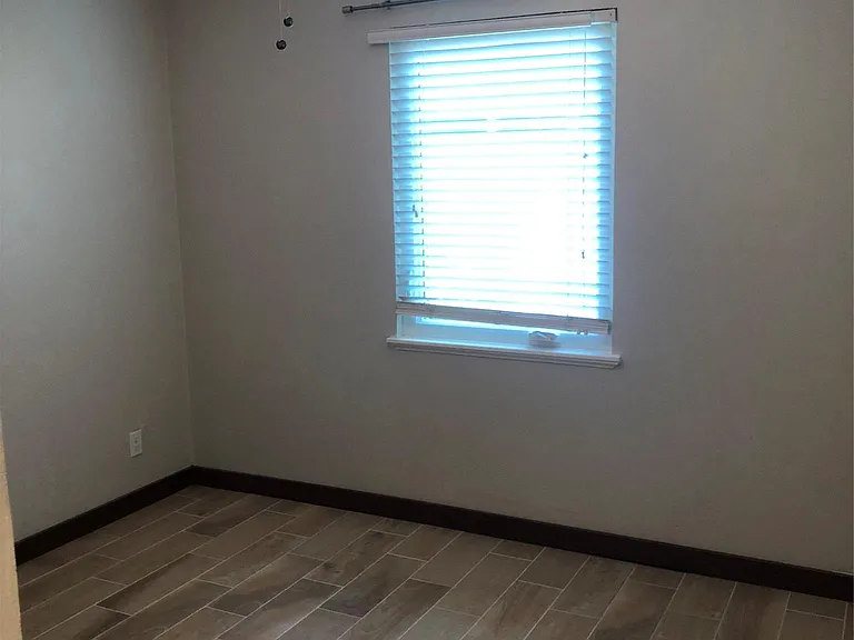 501 Irma Dr #1 — Photo 9