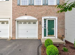 5 Sundance Way, Phillipsburg, NJ 08865