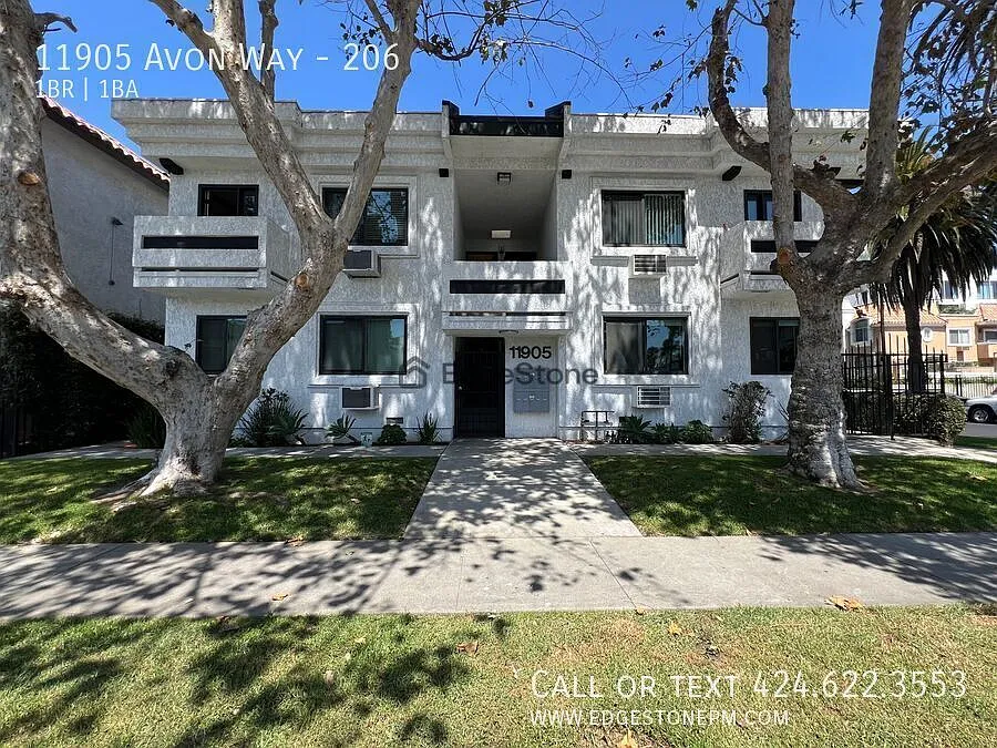 11905 Avon Way #206