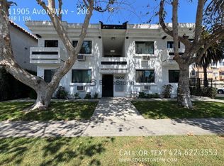 11905 Avon Way APT 206, Los Angeles, CA 90066