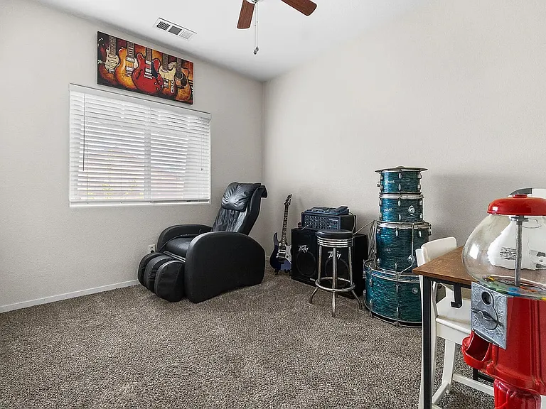 7364 Ensminger Ave — Photo 10