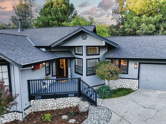 2nd image of 18382 Wildflower Drive