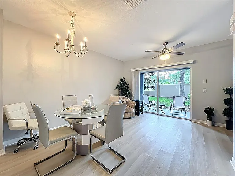 3309 Wilshire Way Rd #3 — Photo 11