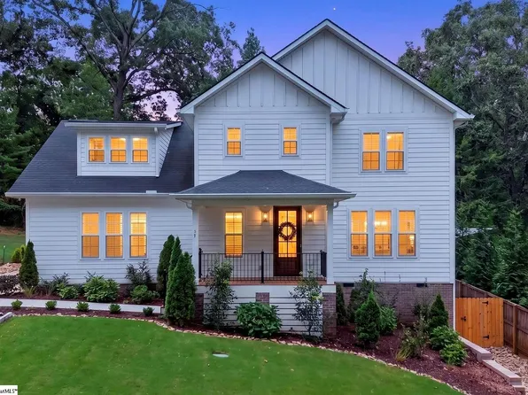 17 Pinehurst Dr, Greenville, SC 29609