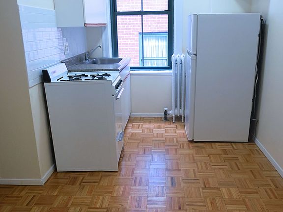 4th image of 542 E 79th St APT 6G