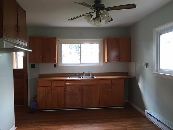 Eat in Kitchen