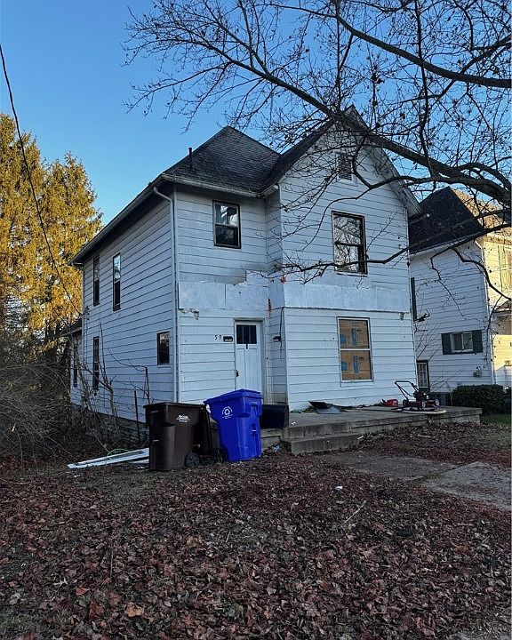 2nd image of 59 N 2nd St