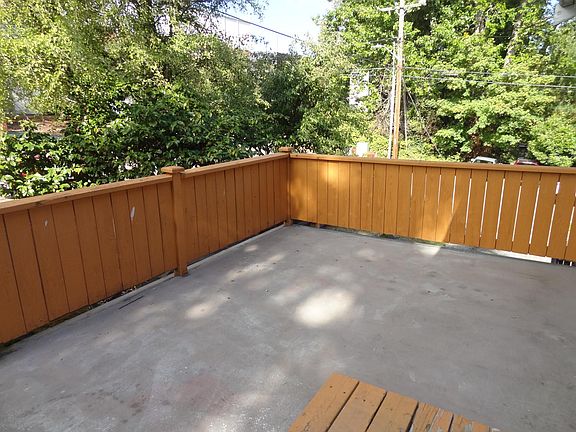 5th image of 8820 23rd Ave NE