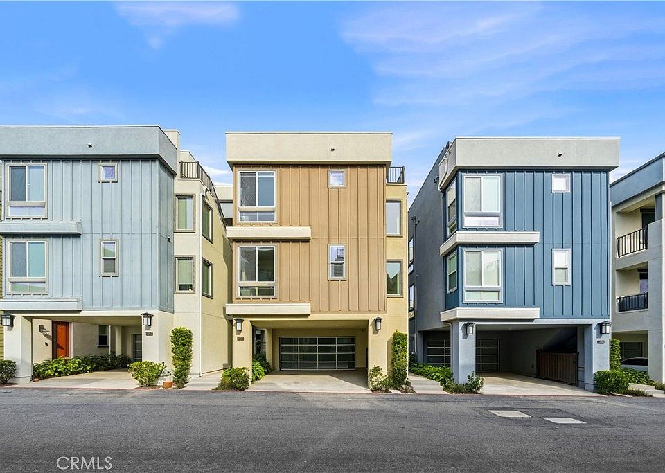1st image of 1028 Bridgewater Way