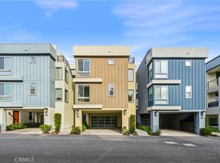 1028 Bridgewater Way, Costa Mesa, CA 92627
