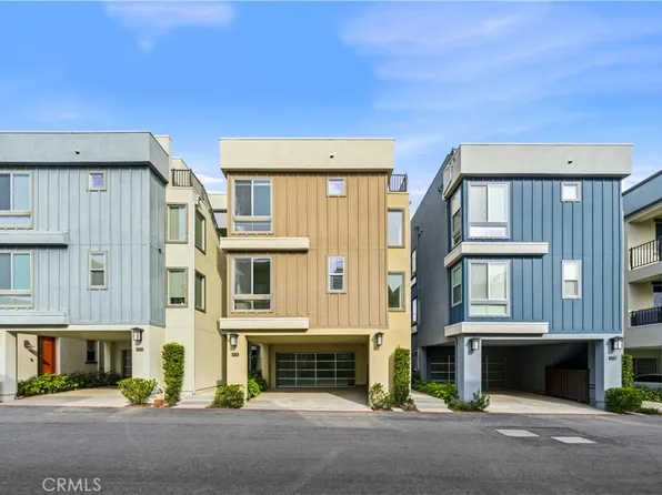 1028 Bridgewater Way, Costa Mesa, CA 92627