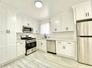 115 S Carondelet St #14, Los Angeles, CA 90057
