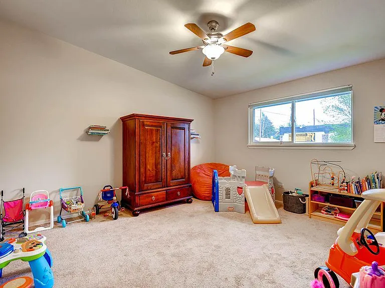 3630 E 12th Ave — Photo 14
