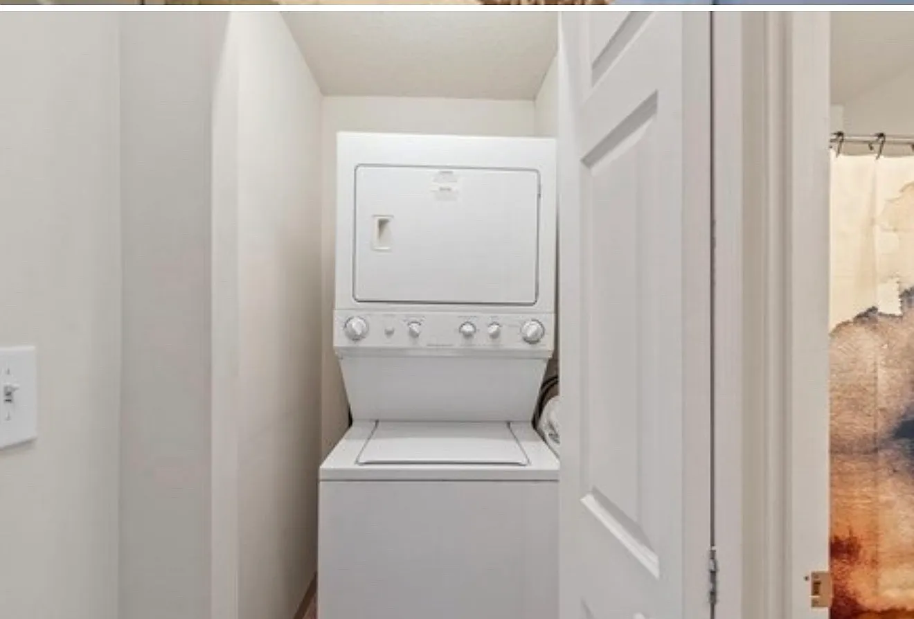 1 bed, 510 sqft, $1,800 — Photo 2