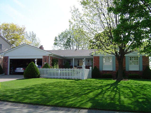 1st image of 16370 Appleby Ln