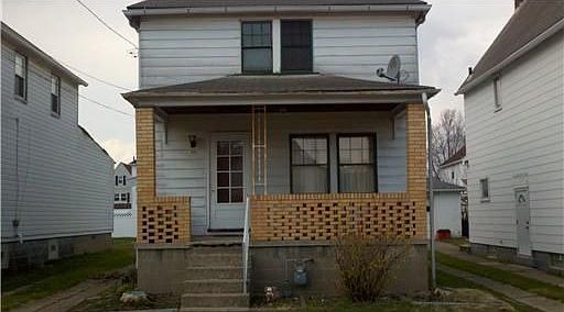 2nd image of 1816 Main St