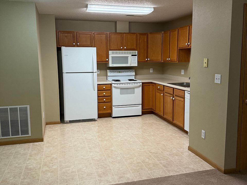 1st image of 543 N 4th St