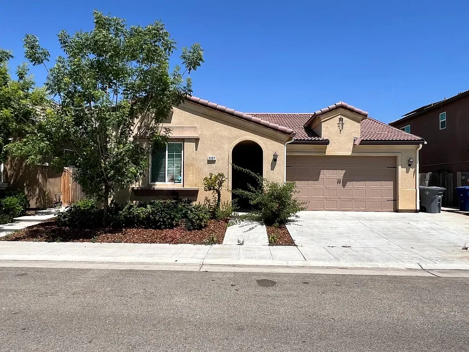 3587 Encino Ave