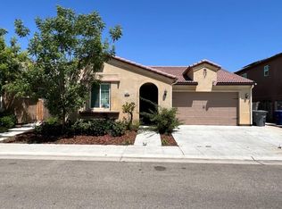 3587 Encino Ave, Clovis, CA 93619