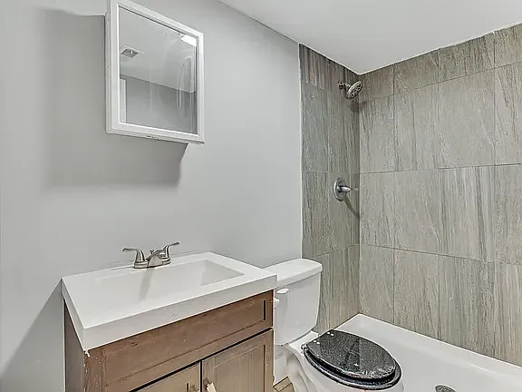 1623 Willington St #2B — Photo 11