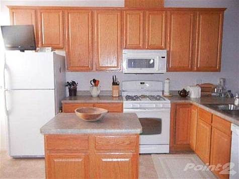 3rd image of 140 E Weston Dr