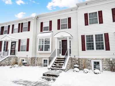 7046 Gallant Fox Dr #13, New Albany, OH, 43054
