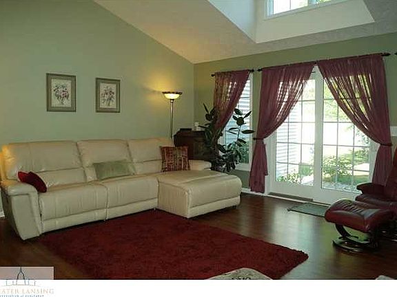 5th image of 419 Burgenstock Dr