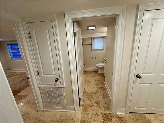 4th image of 3123 Bell St #A