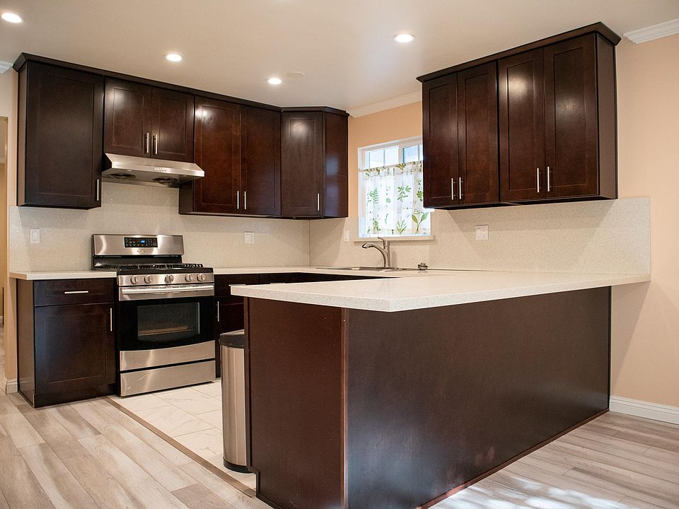 1st image of 1023 San Patricio Dr