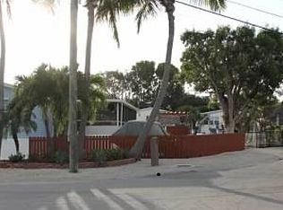 1496 Aqueduct Ln, Key Largo, FL 33037