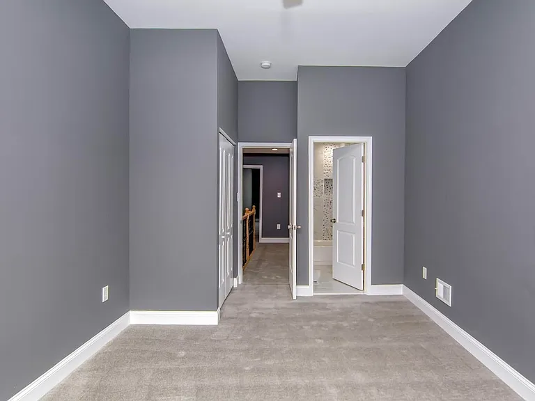 119 S Conkling St — Photo 11