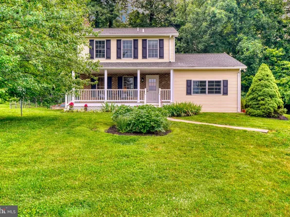 3730 Bowers Rd, Stewartstown, PA 17363
