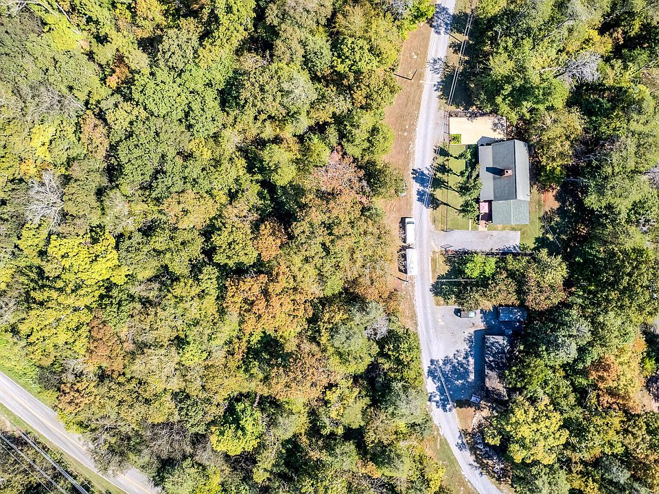 49th image of 2216 French Broad River Rd