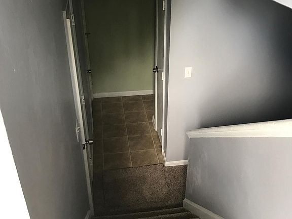 4th image of 1419 Jeanette Ave