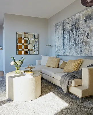 Rented by The Moinian Group | media 3