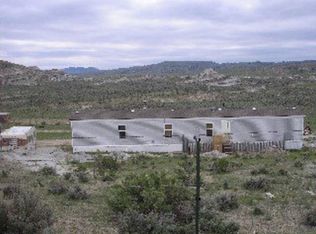 140 Valley Rd, Meeteetse, WY 82433