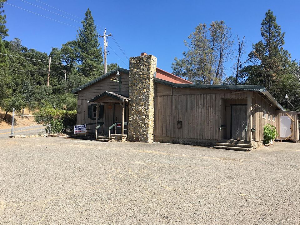 2nd image of 2080 Smith Flat Rd
