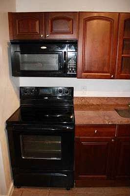 3rd image of 140 Blackwell Ln NE APT 3