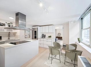 159 W 53rd St APT 10A, New York, NY 10019