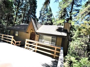 690 Arrowhead Villa Rd, Lake Arrowhead, CA 92352