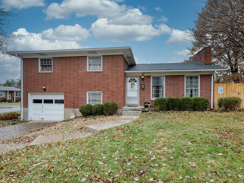 1st image of 2901 Piper Ct