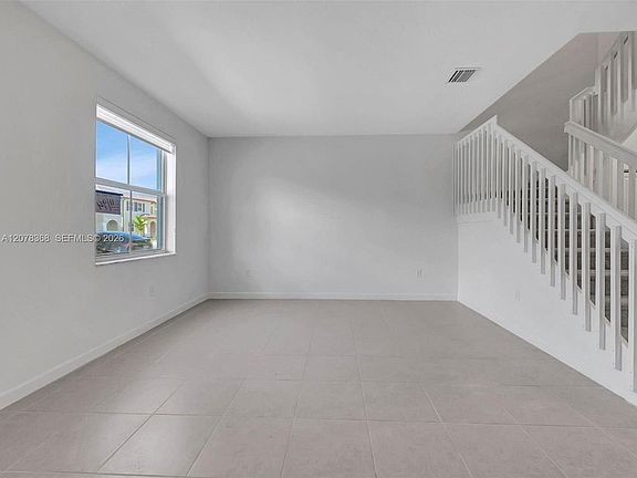 4th image of 2574 SE 29th St #2574