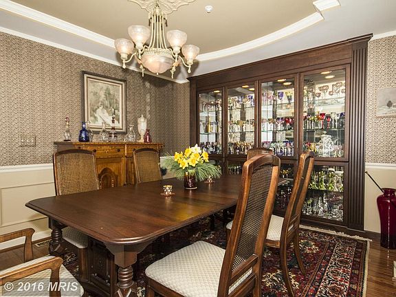 4th image of 1714 Gatehouse Ct