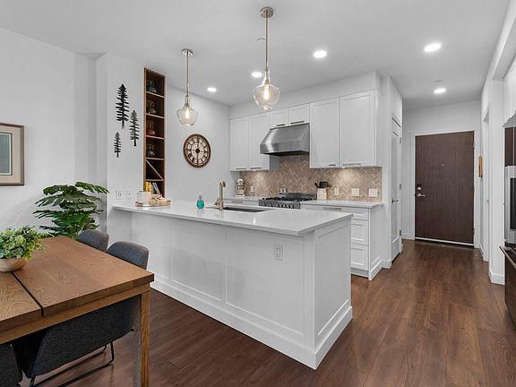 2nd image of 33540 Mayfair Ave #309