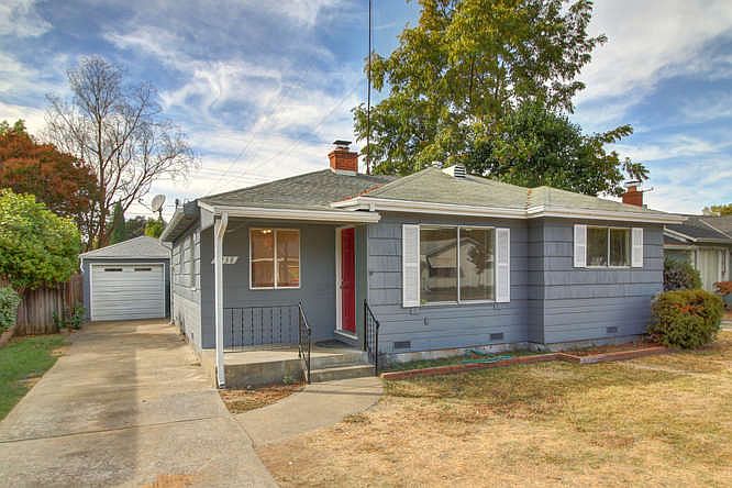 1st image of 4238 Cabrillo Way