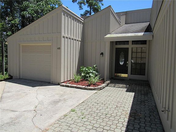 2nd image of 48 N Court Villa Dr