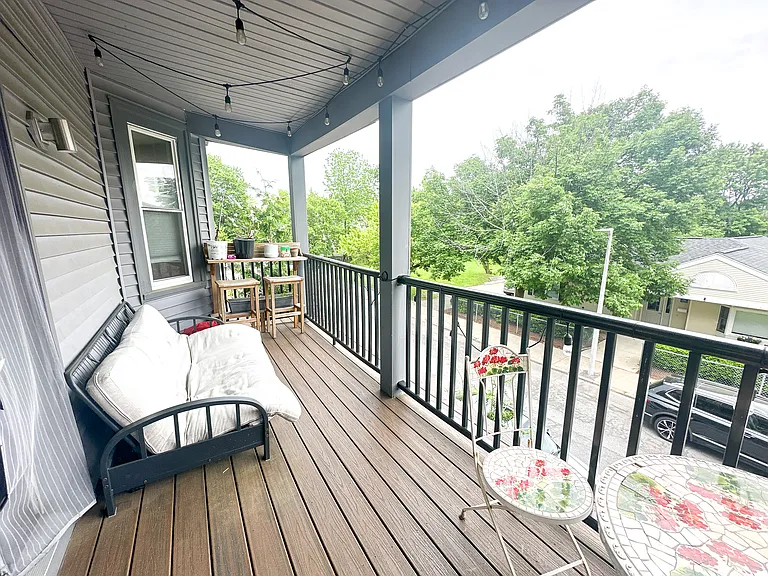 77 Torrey St #2 — Photo 5