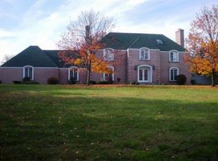 25 East Rd, Troy, NY 12180