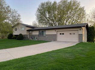 2130 Viking Pl, Grand Island, NE 68803